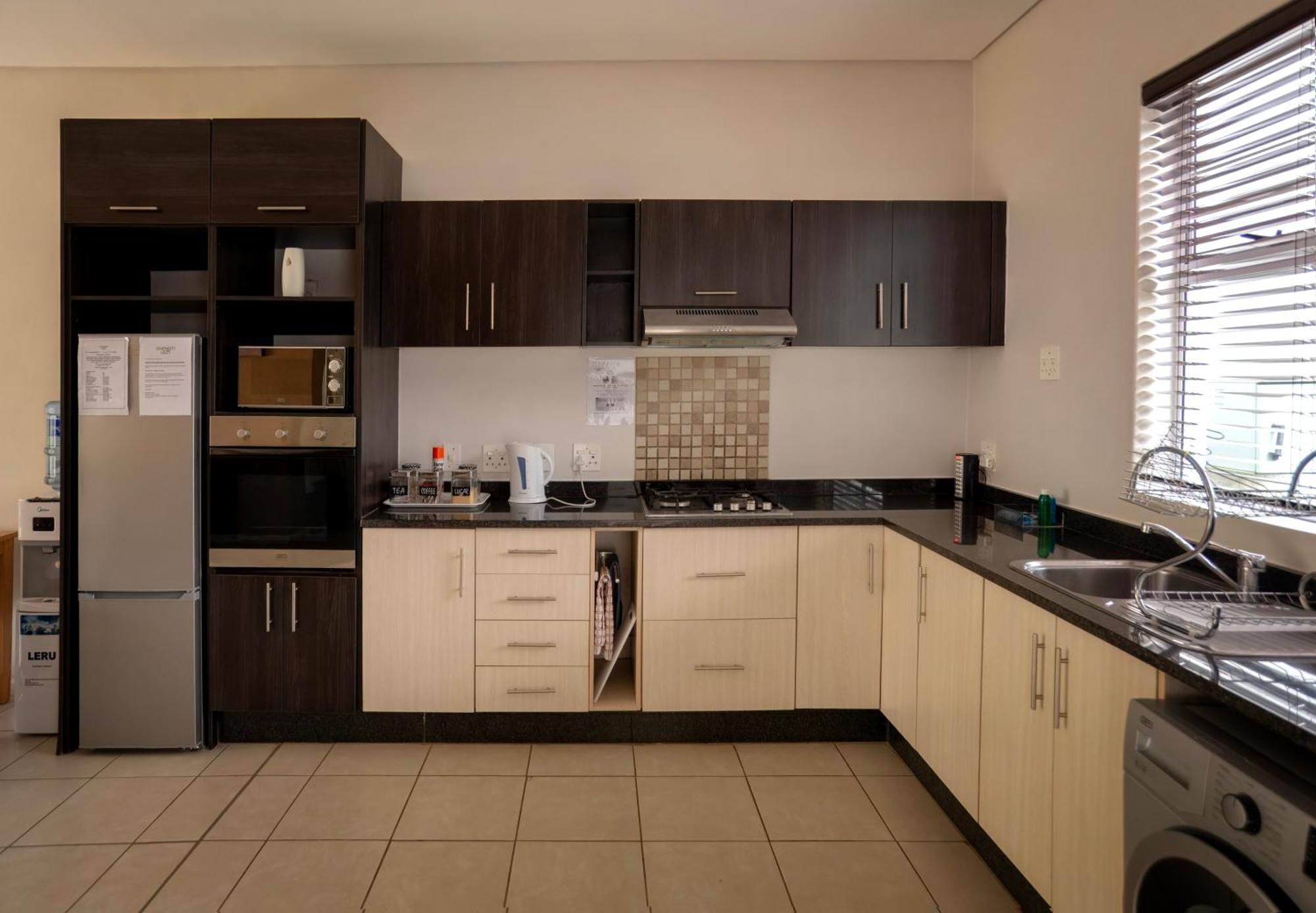 Apartments @ 125 Gaborone Buitenkant foto